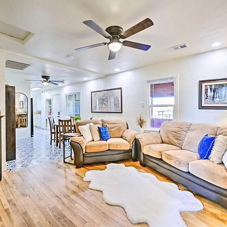 Peaceful Ranch Home With Sierra Nevada Views Woodlake Bagian luar foto